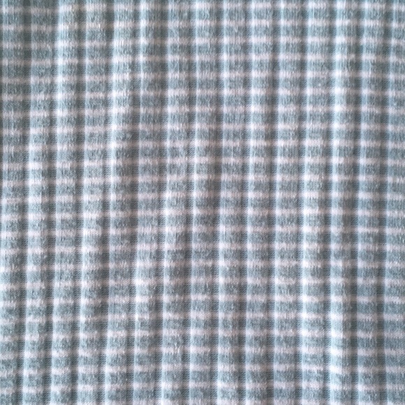 Shirt - Picture 2 of 4